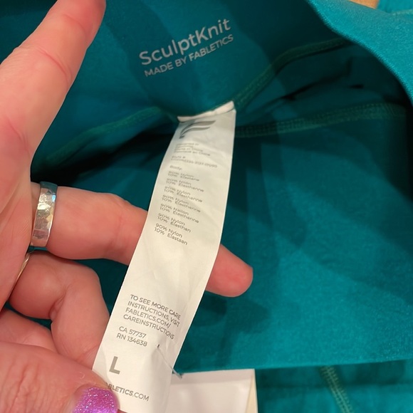 Fabletics high-waisted sculptknit pocketed full length leggings NWT - Picture 4 of 4